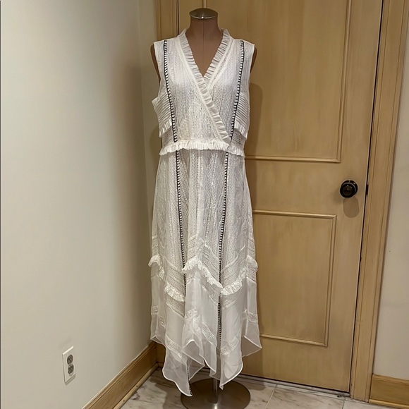 SOFT SURROUNDINGS "Villette" Boho WHT Lace Handkerchief Wrap Stitch Trim Maxi L - Picture 2 of 16